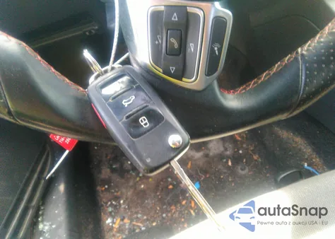 2014 Volkswagen Jetta Gli z USA, uszkodzony, nr VIN 3VW5S7AJ4EM396791